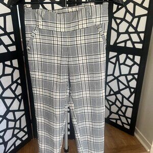 SOHO Apparel LTD Pull up waist Trousers Size S